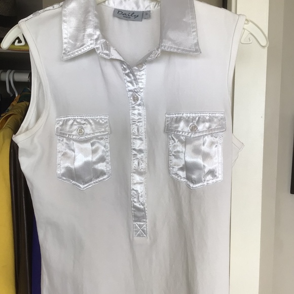 2 pieces! Daily short sleeve  golf/pickleball top (sm) & Jamie Sadock capris(2) - Picture 2 of 4